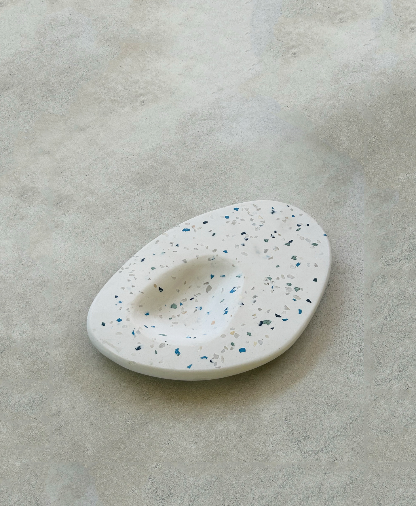 Dune Dip Platter, handmade with blue terrazzo, Eid Edit series. Axonometric view.