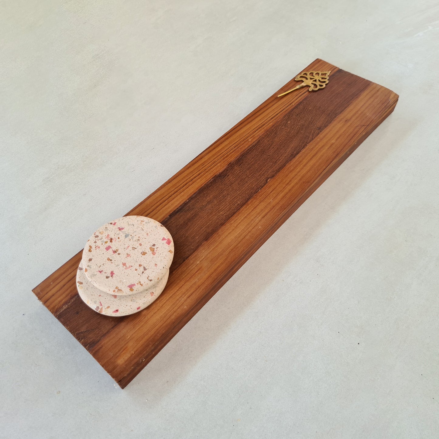 Handmade long platter made with wood and terrazzo. 3